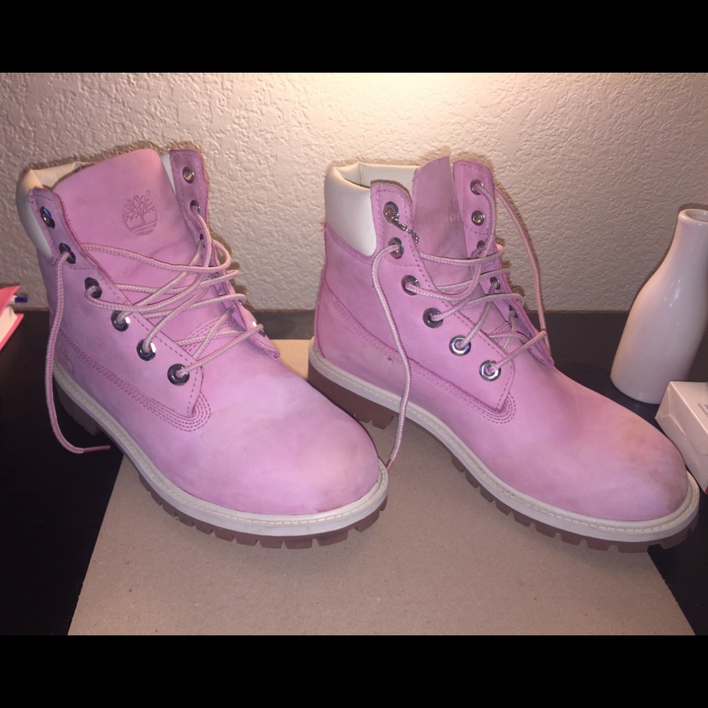 Classic 6" Premium Pink Timberland Boots